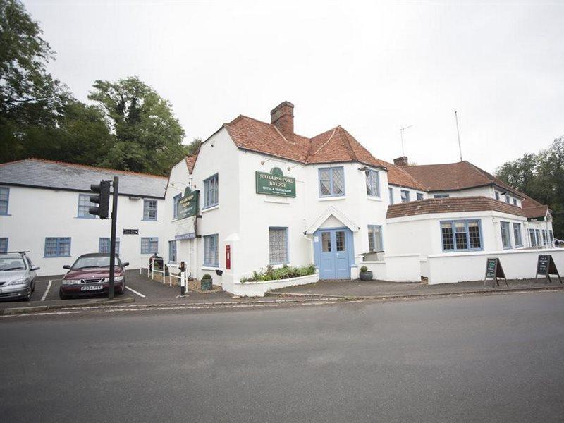 Shillingford Bridge Hotel Wallingford Esterno foto