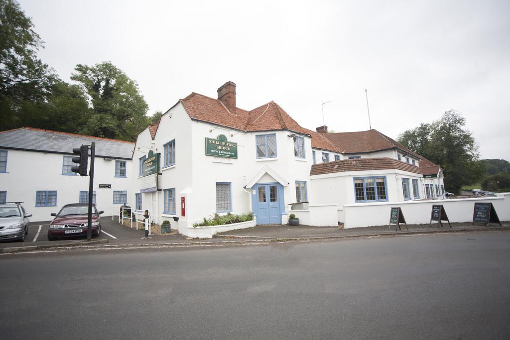 Shillingford Bridge Hotel Wallingford Esterno foto